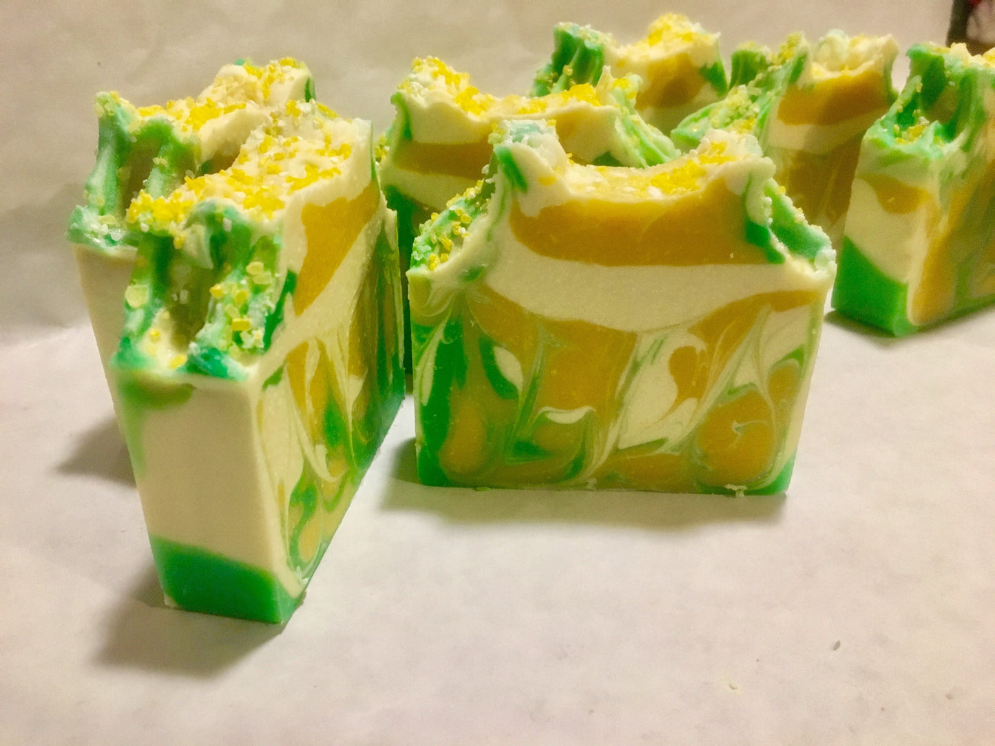 Daisy Swirl Bars